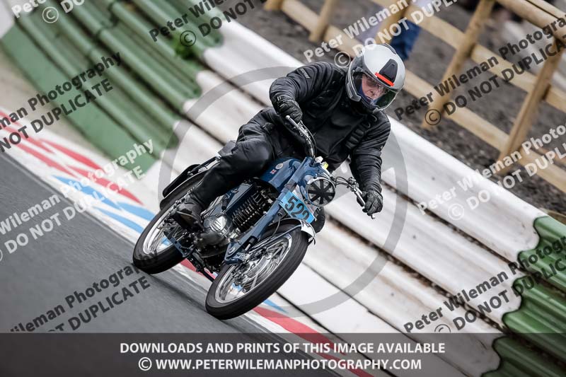 Vintage motorcycle club;eventdigitalimages;mallory park;mallory park trackday photographs;no limits trackdays;peter wileman photography;trackday digital images;trackday photos;vmcc festival 1000 bikes photographs